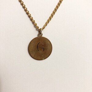 Girl Props Round G Pendant Necklace Gold Tone